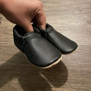 NIB Bird Rock Baby Fringeless Mocs